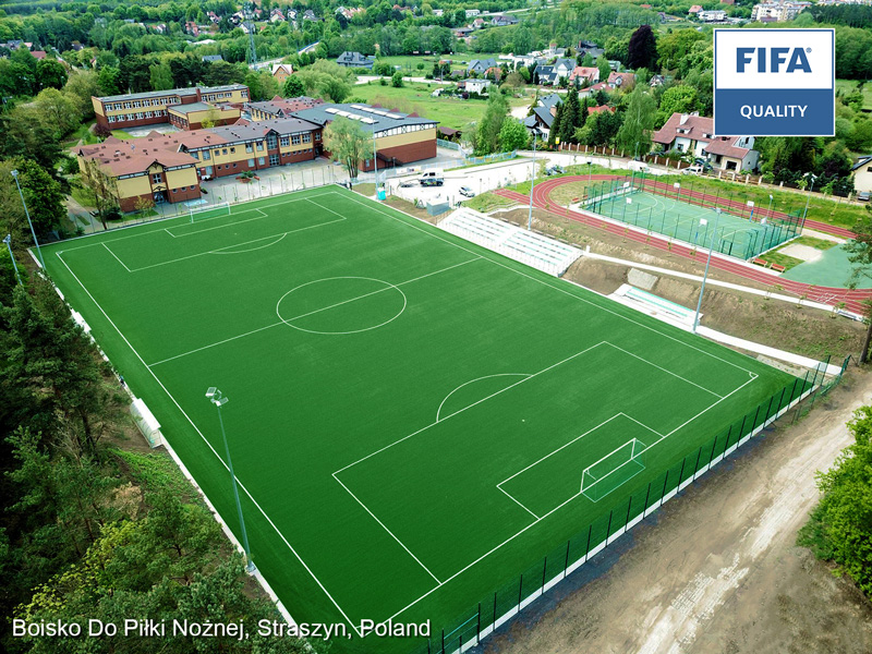 Estadio de fútbol de alto rendimiento de la comunidad straszyn