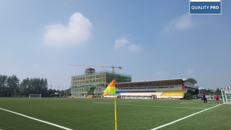 Campo de FIFA Quality Pro para el Instituto Tecnológico de Wuhu en China