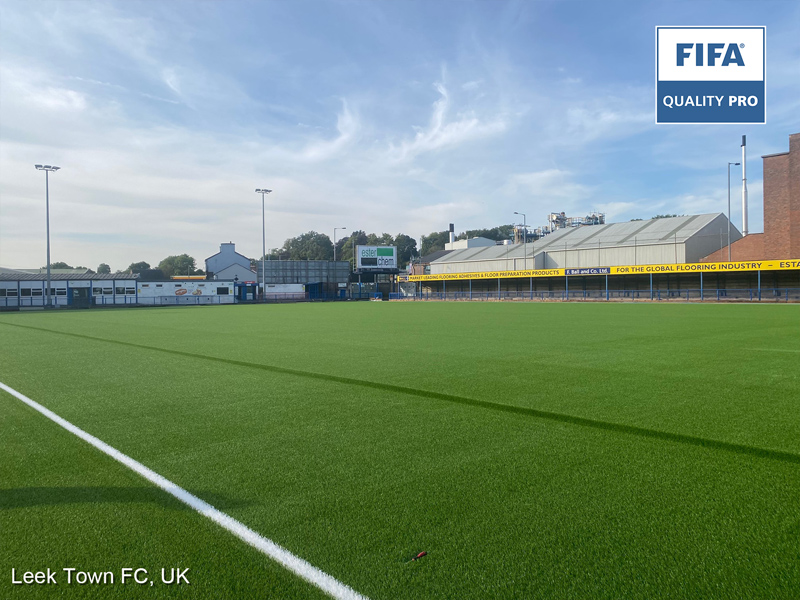 Leek Town FC fue el primer club en recibir el sistema de fútbol de césped sintético TriPlex 45 de CCGrass.