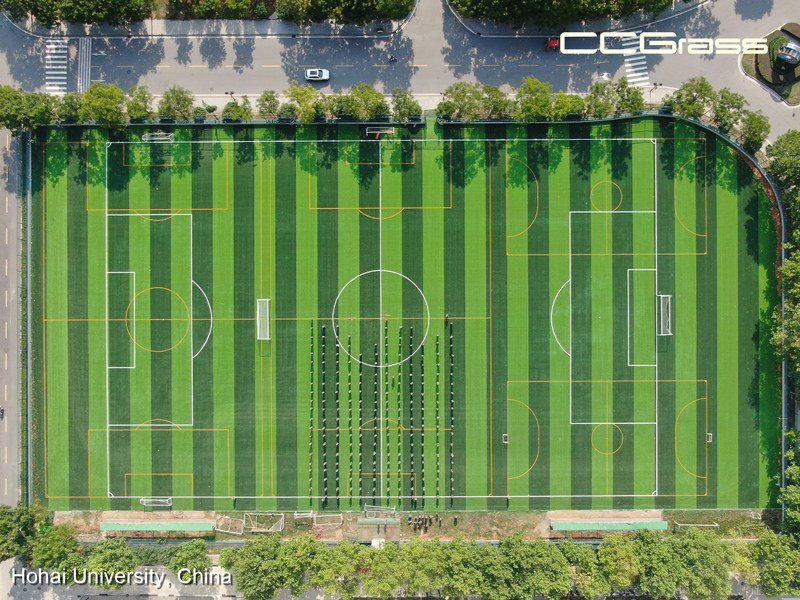 Cancha de fútbol escolar multideportiva de CCGrass