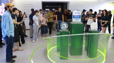 Descubre Huai’an, descubre CCGrass — Periodistas de América Latina y el Caribe visitan la planta de fabricación de CCGrass