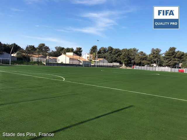 CCGrass-100-recyclable-synthetic-football-pitch-for-Stade-des-Pins
