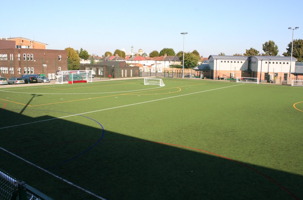 Featherstone Sports Center (UK)