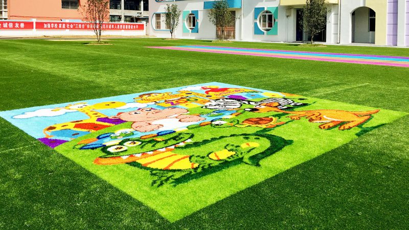 Artificial grass – dressing up the art venues