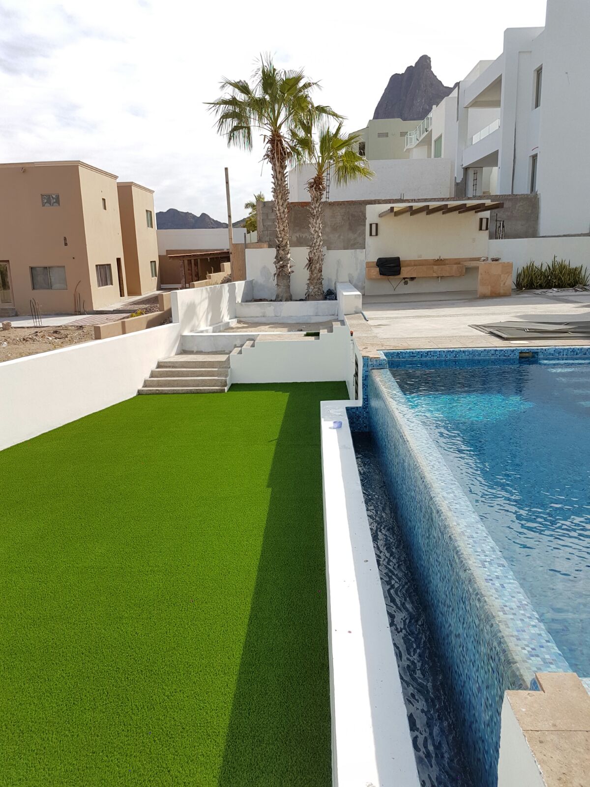 Commercial use of artificial grass receives favor-CCGrass