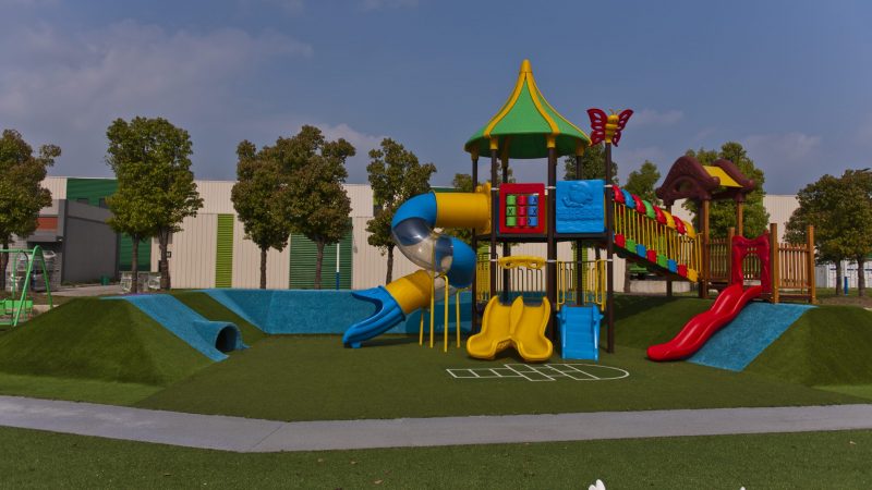 4 Top reasons for installing artificial turf for kindergarten playground