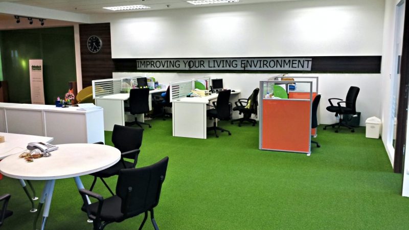How to choose artificial grass lawn for your office