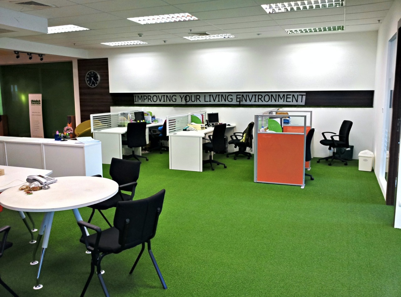 How to choose artificial grass lawn for your office -CCGRASS