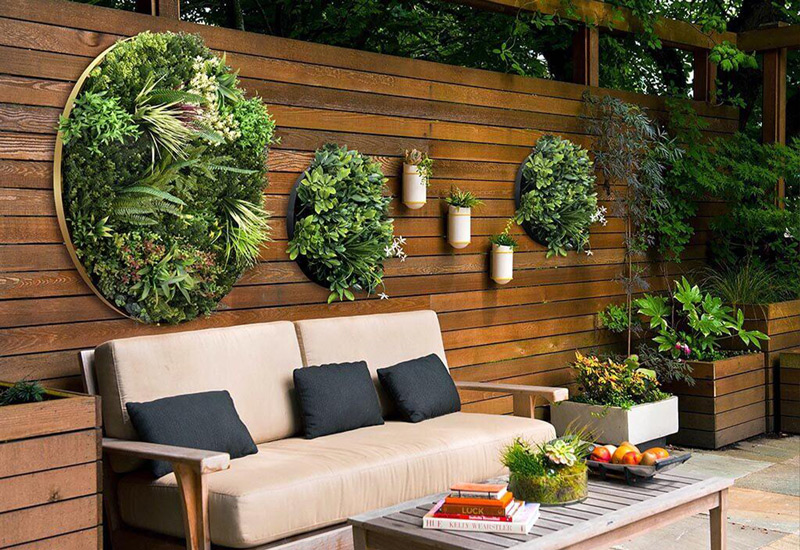 Artificial vertical gardens