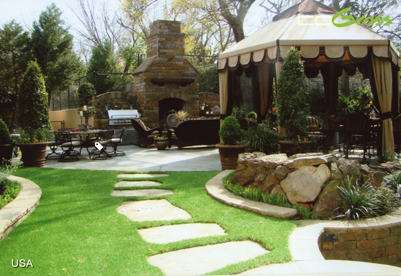 CCGrass, backyard fusion of hardscape elements