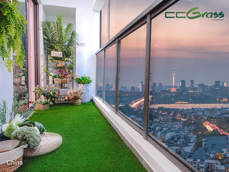 CCGrass, small balcony garden with artificial grass