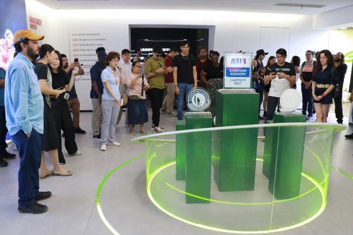 Latin America & Caribbean Journalists Visit CCGrass